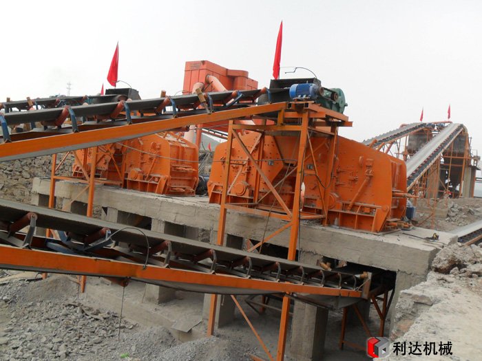 制砂機生產(chǎn)現(xiàn)場